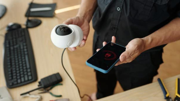 24/7 monitoring security system with cameras and motion sensors for property protection